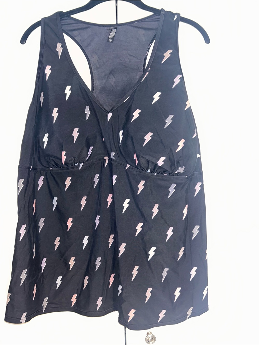 torrid Black Scoop Neck Tank size 4